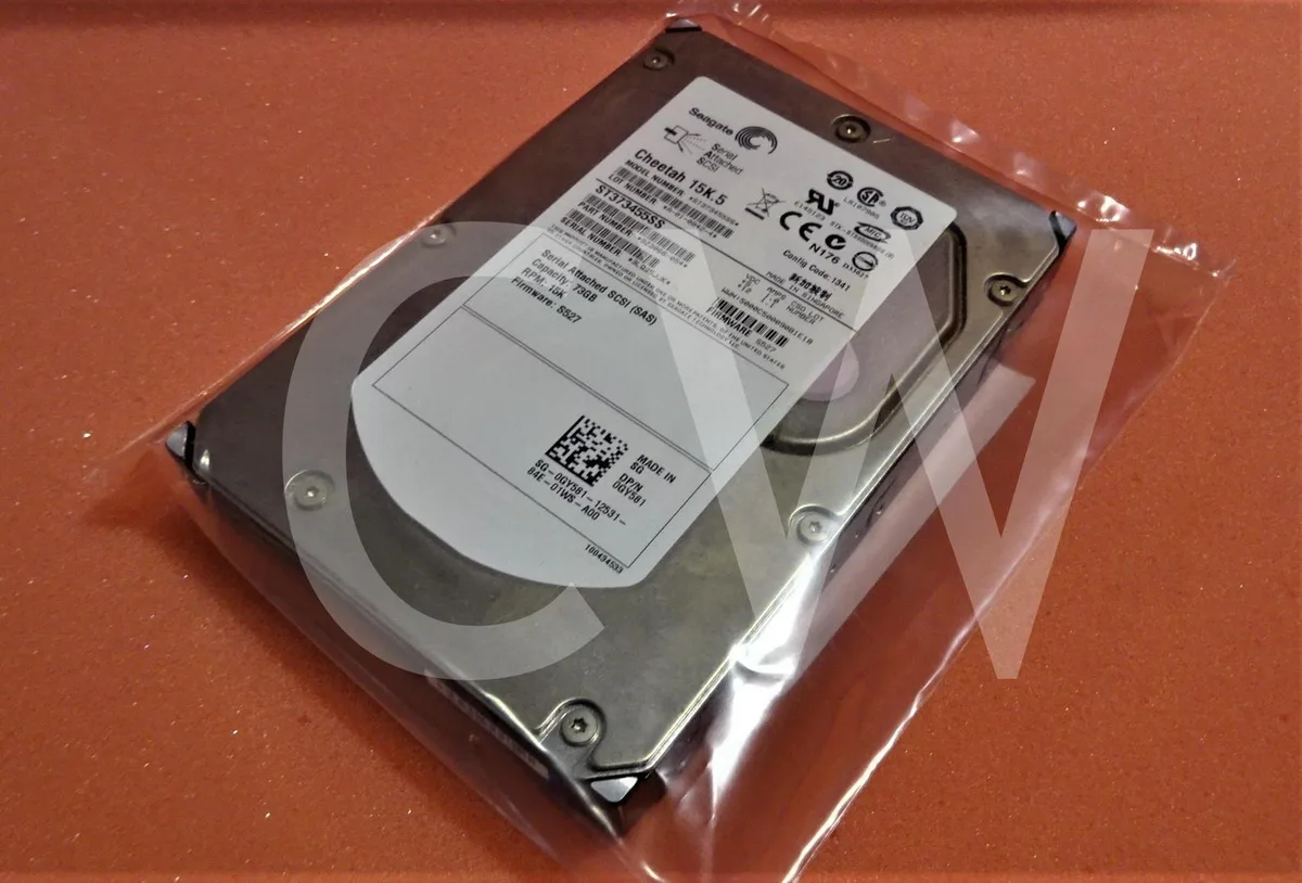 DELL DELL ST373455SS 73GB 15000RPM 3.5" SAS internal hard drive — product photo