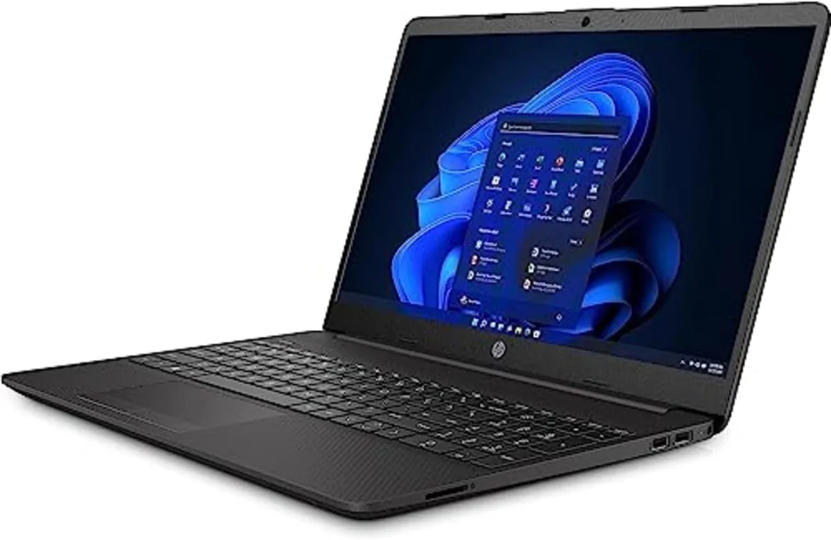 HP HP 250 G9 laptop i5-1235U 128GB SSD 4GB RAM 15.6" FHD — product photo