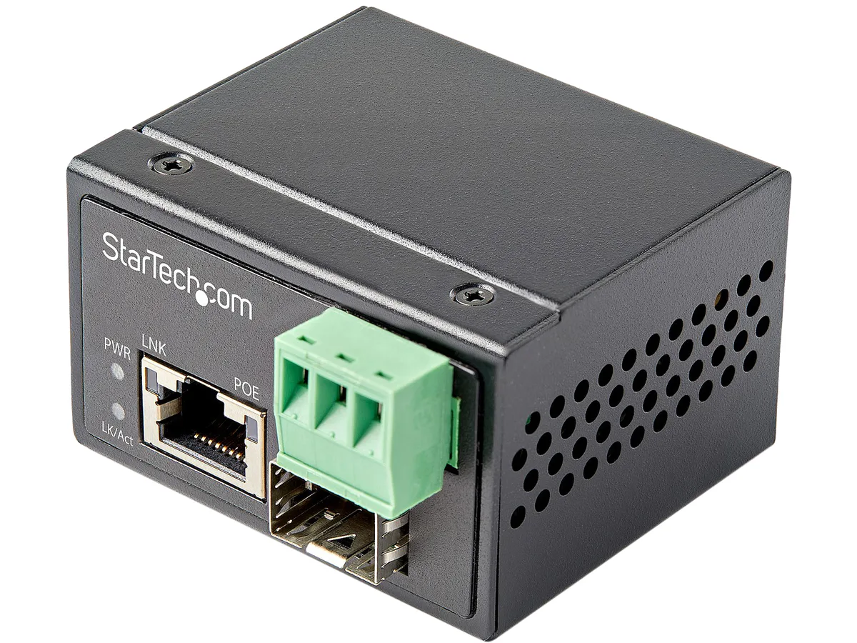 STARTECH STARTECH IMC1GSFP30W PoE+ Industrial Media Converter 30W SFP to RJ45 — product photo