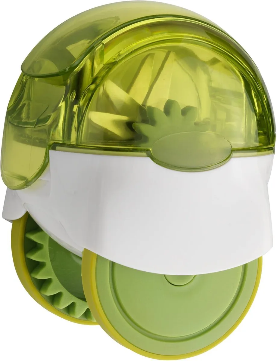 Silver bamboo garlic chopper roller, 2.5 in tall