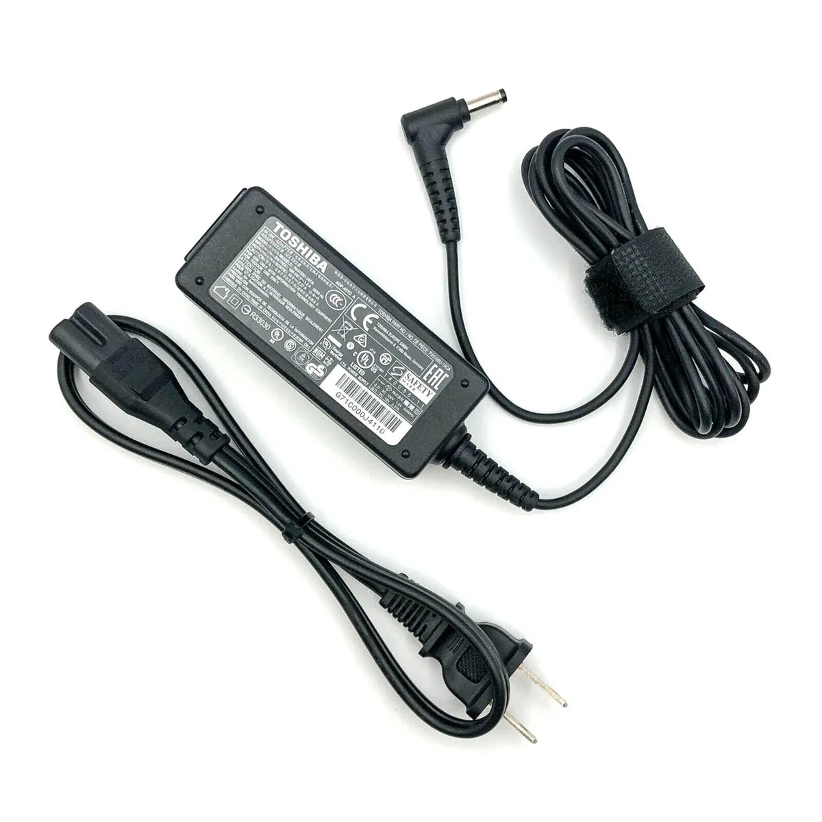 Toshiba Toshiba PA5192U-1ACA 45W power adapter — product photo