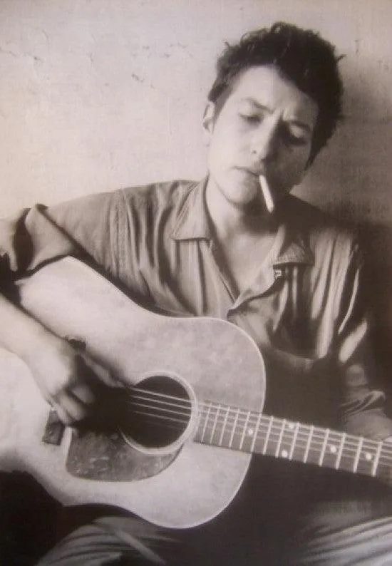 Posterazzi XPS5113 Bob Dylan guitar cigarette poster 24 by 36 inches on heavy stock paper