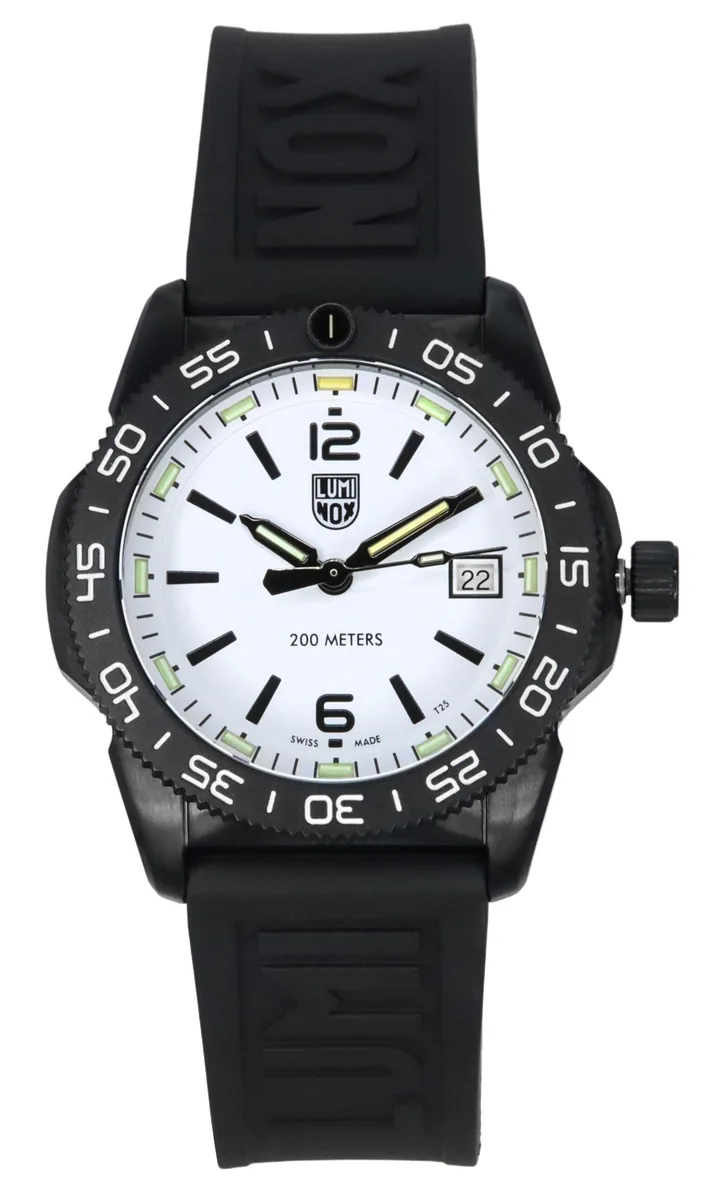 Luminox Luminox Pacific Diver XS.3127M White Dial Rubber Strap 39mm 200M Watch — product photo