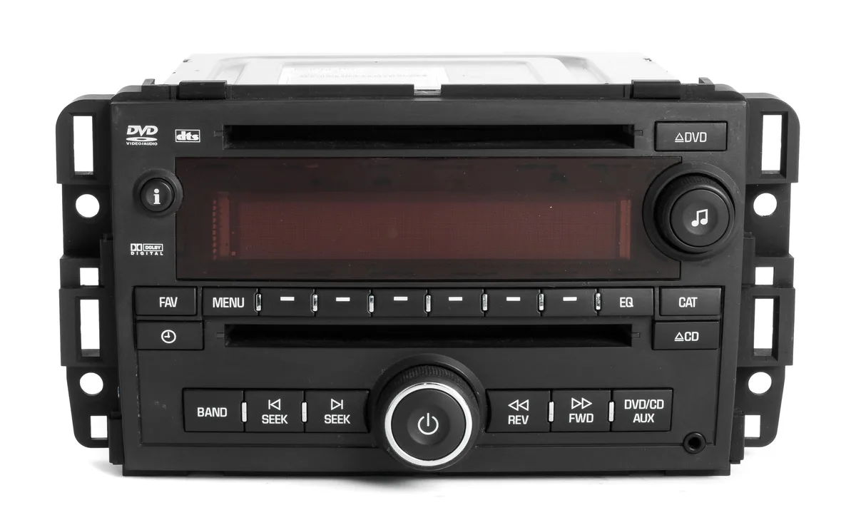 1 Factory Radio 1 Factory Radio 25802327 Receiver 2007 Saturn Outlook AM FM DVD CD AUX — product photo