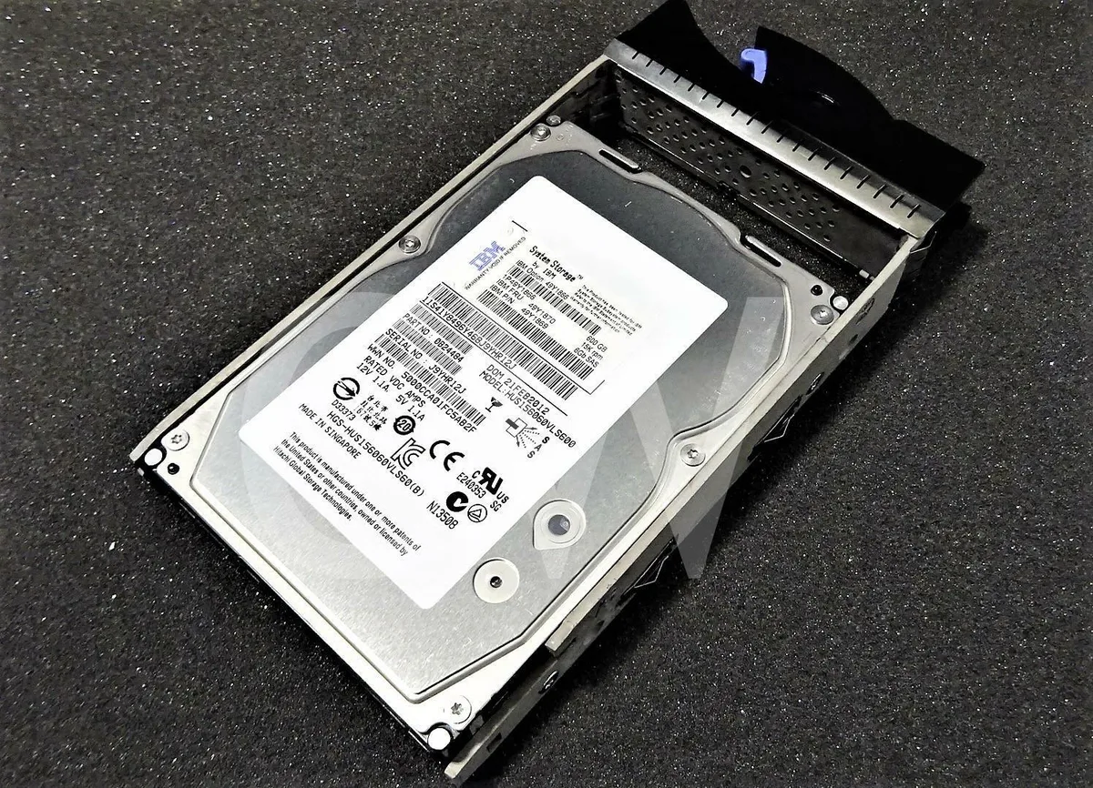 IBM IBM HUS156060VLS600 600GB 15000RPM SAS 3.5" internal hard drive — product photo