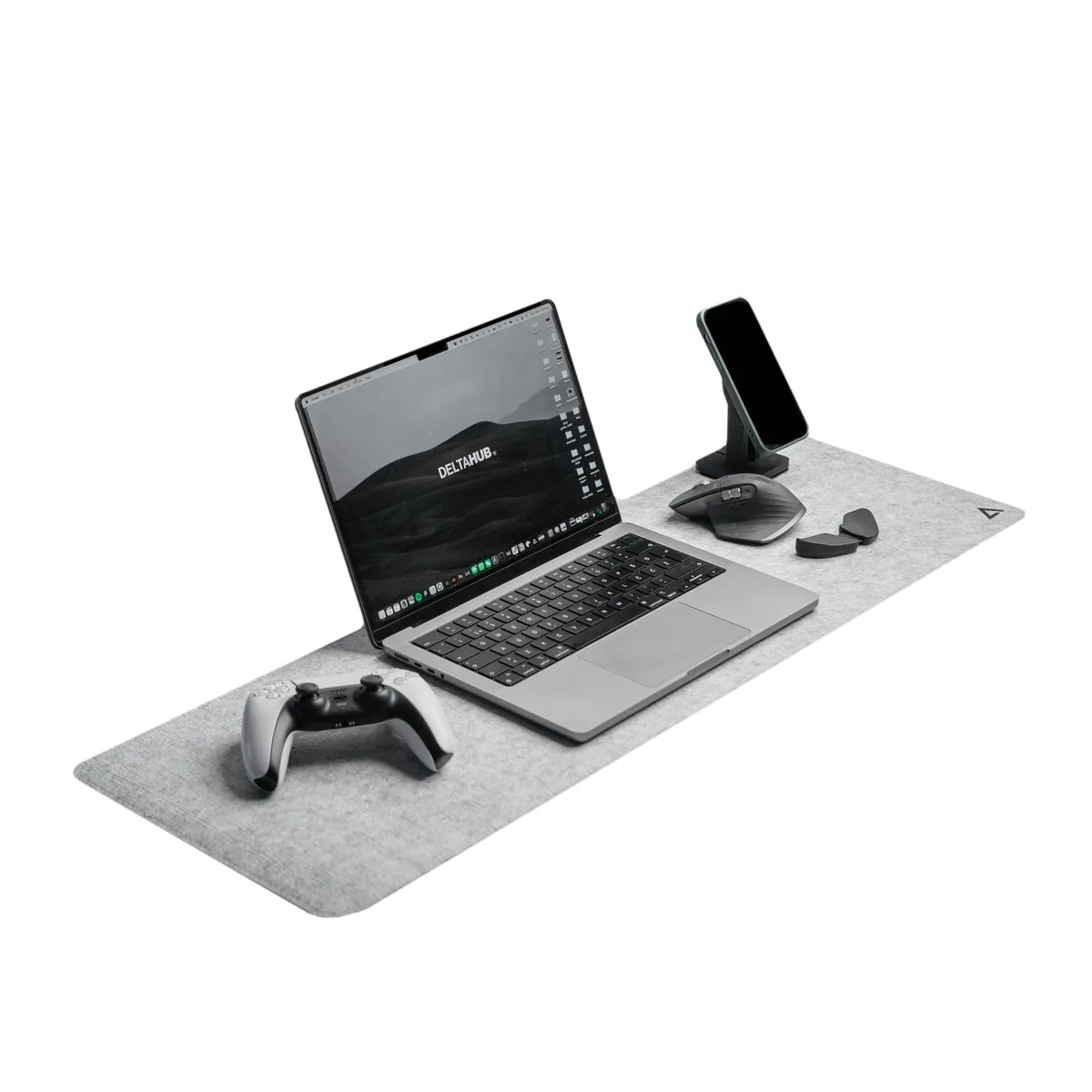 Deltahub Deltahub Felt Desk Pad Medium 12x35 inch 2 in 1 accessory — product photo