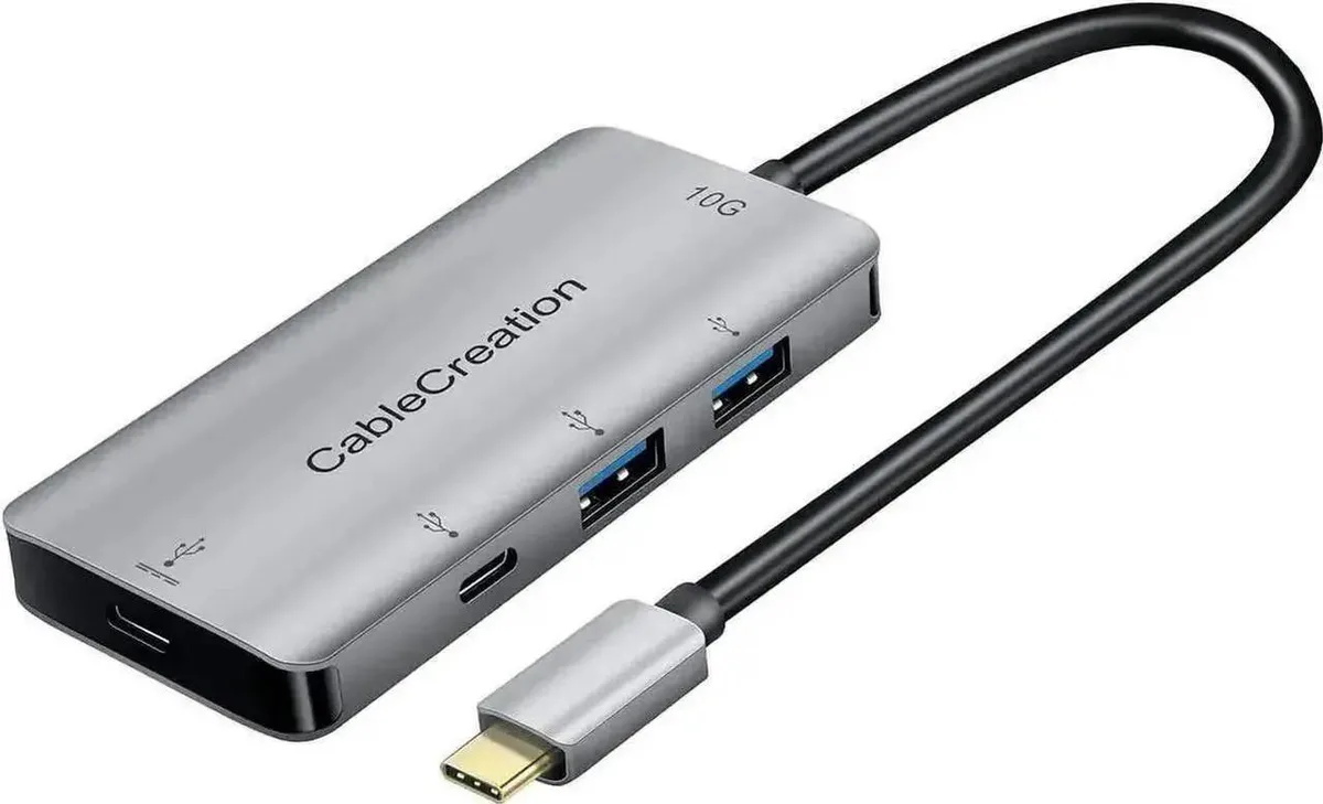 SMUGDESK SMUGDESK 4-in-1 USB-C Hub 3×USB 3.0 + 100W PD — product photo