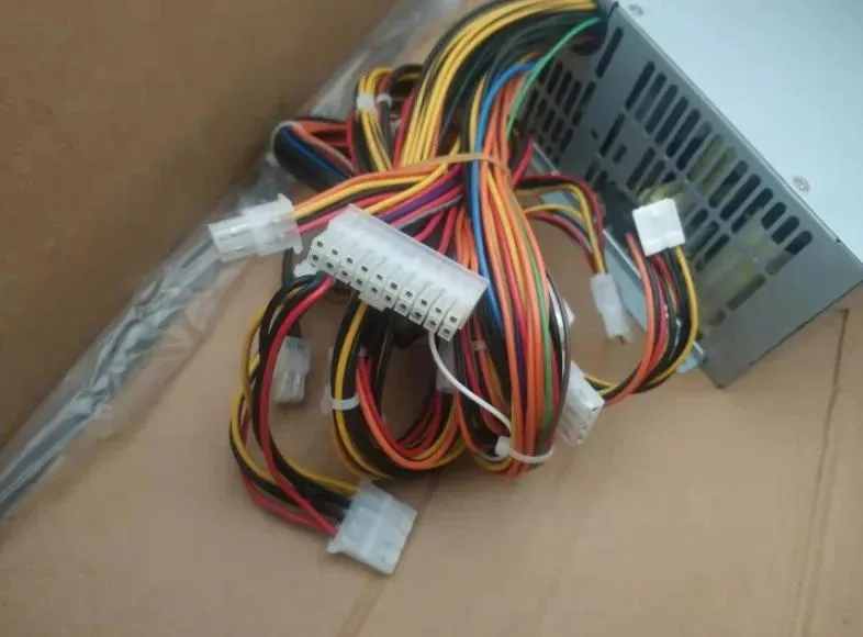 Supersuperuncle Supersuperuncle HK451-11UEP FSP400-80AAB ST-250UAG-05E BEA-560H server power supply — product photo