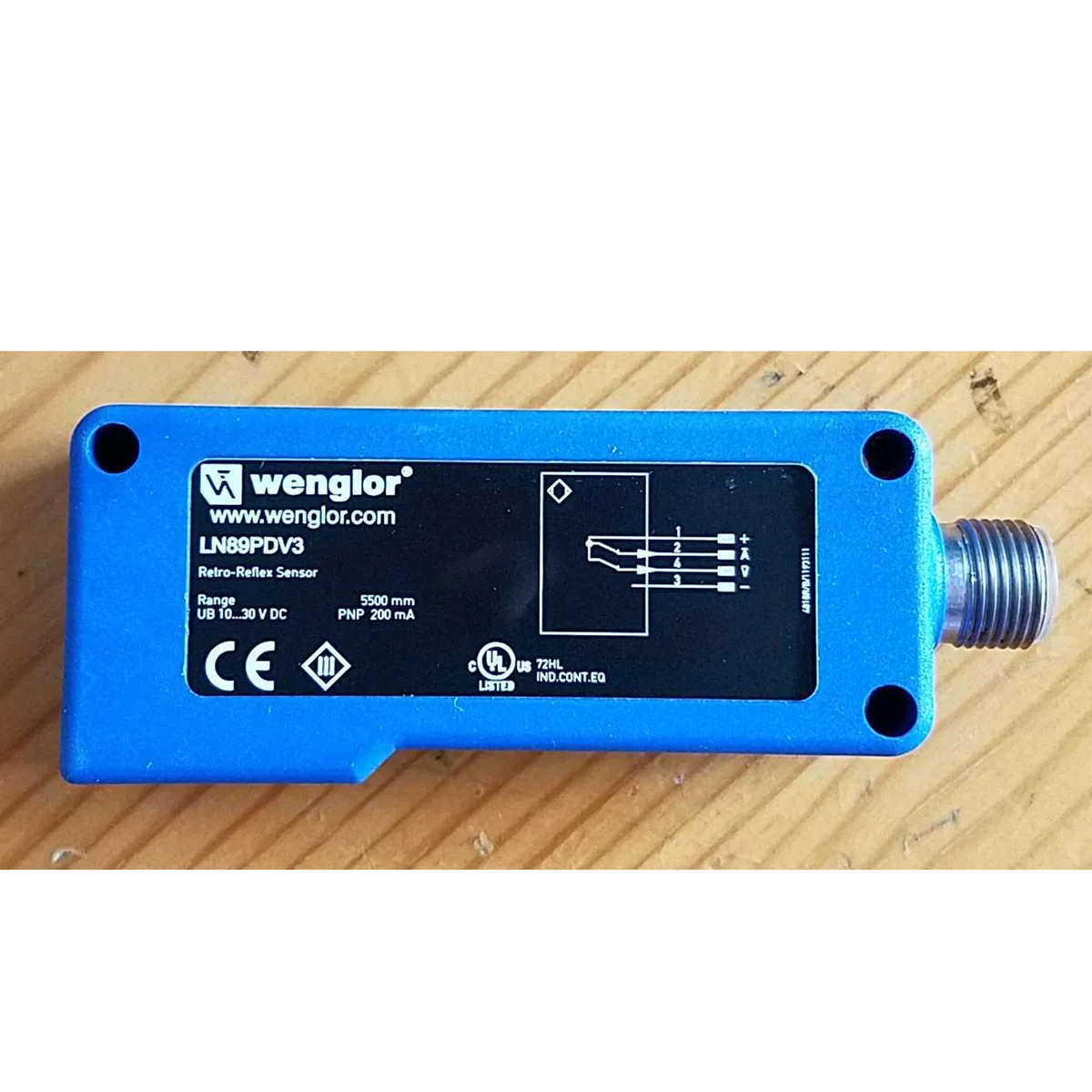 Wenglor Wenglor LN89PDV3 retro-reflex sensor PNP 5500 mm — product photo