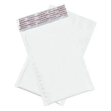 Value Brand Value Brand Bubble Lined Poly Mailers 4x8 White PK500 — product photo
