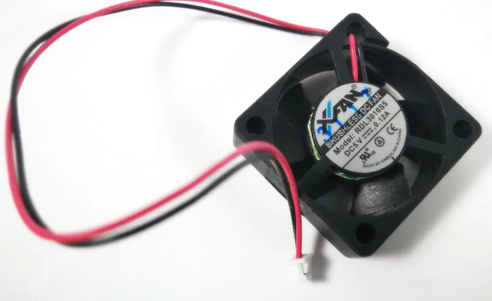 Zyvpee Zyvpee RDL3010S5 30x10mm 2-pin sleeve bearing case fan — product photo