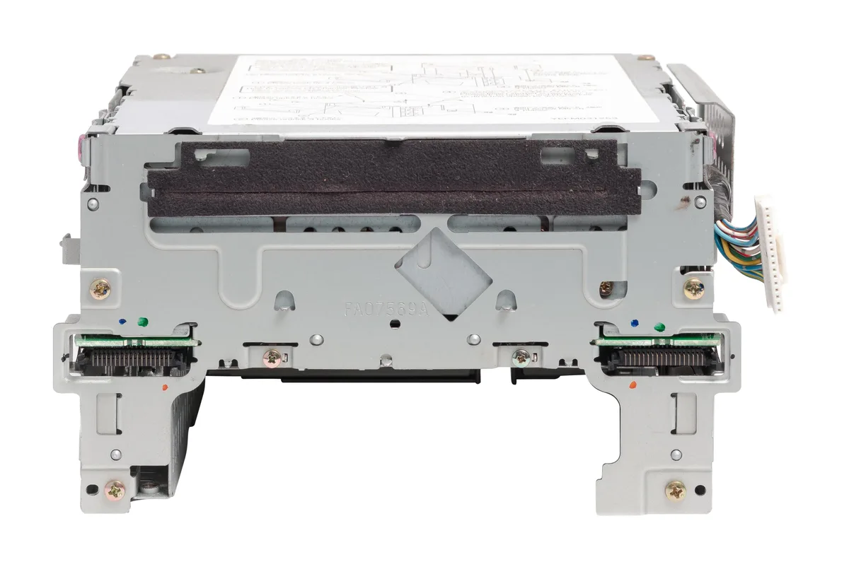 1 Factory Radio 1 Factory Radio TC8766EG0 6-Disc CD Changer Receiver — product photo