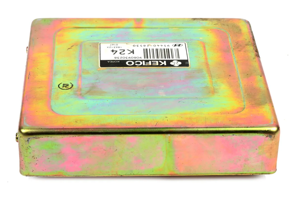 1 Factory Radio 1 Factory Radio 95440-28530 Transmission Chassis Control Module — product photo