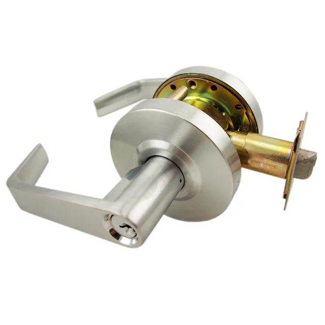 MAXTECH MAXTECH C13011-26D Satin Chrome Grade 2 Entry Lever Door Lock — product photo