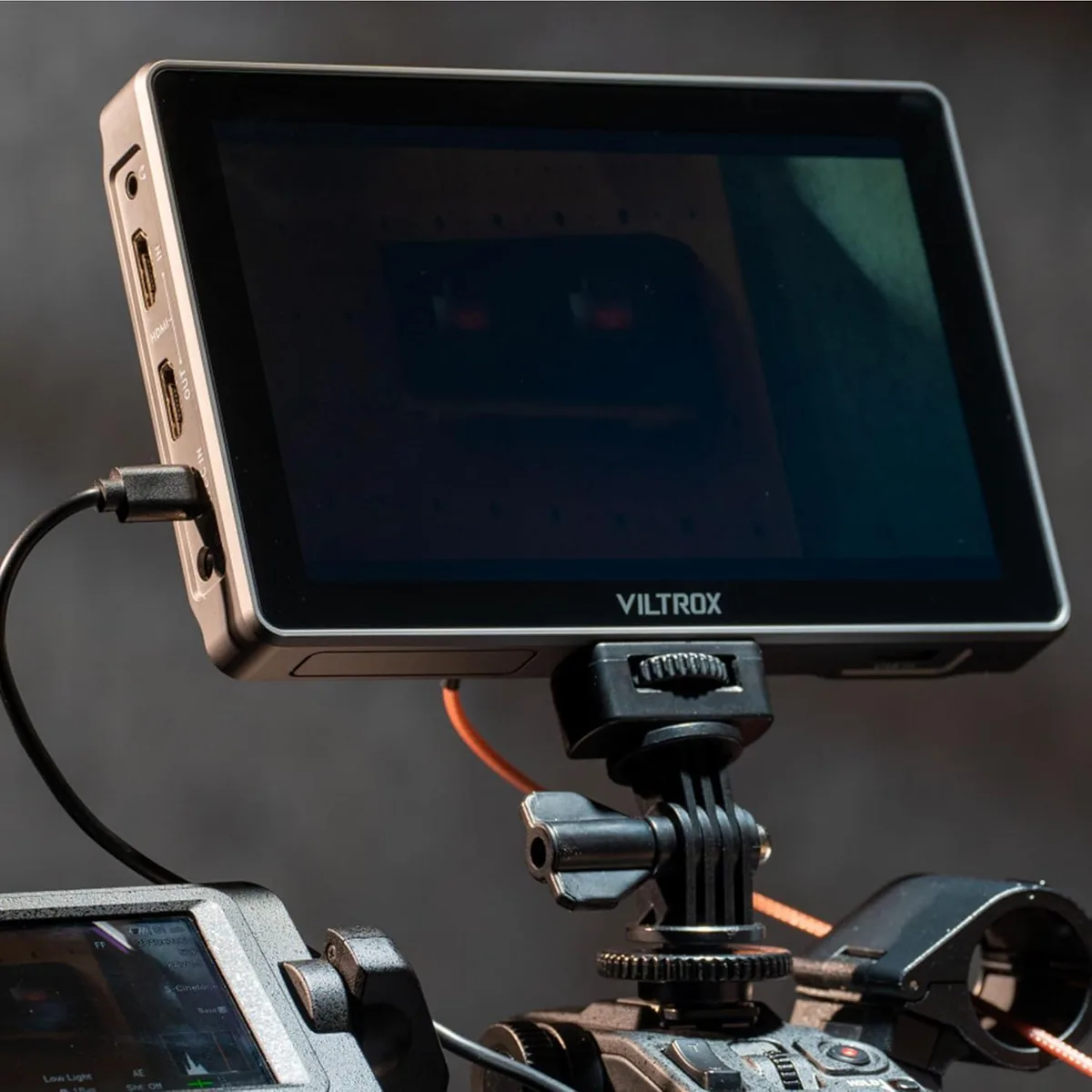 BFKK BFKK DC-A1 2800nit 7 inch 4K 60Hz camera dock — product photo