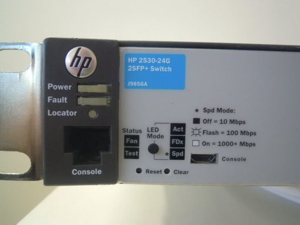 HPE HPE 2530-24G-2SFP network switch 24-port 10G SFP+ — product photo