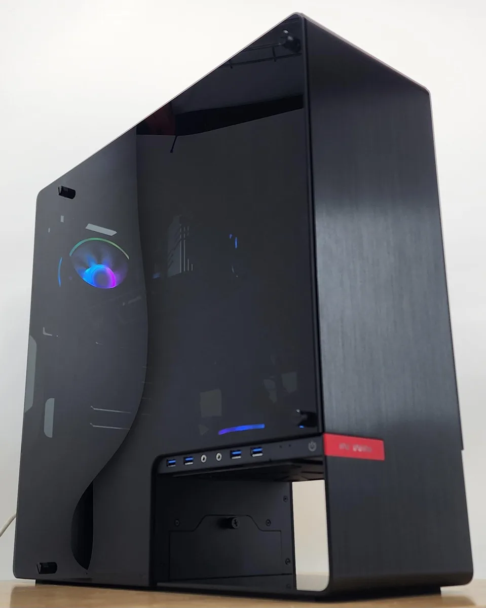 Custom Custom Gaming PC i3-14100F 16GB DDR5 240GB SSD 500GB HDD GTX 1660 SUPER Asetek 120mm AIO INWIN 904 — product photo