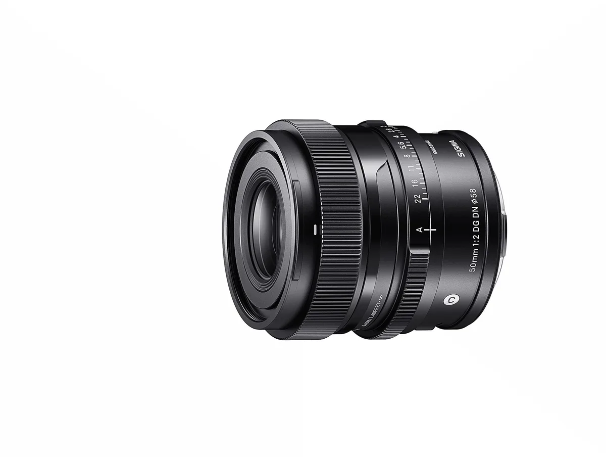 SIGMA Sigma 314965 50mm F2.0 DG DN Sony E camera lens — product photo
