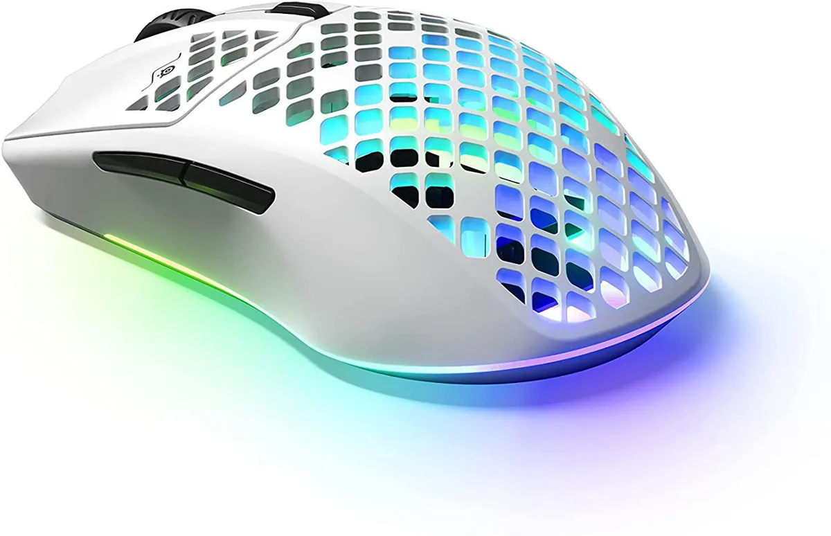 SteelSeries SteelSeries Aerox 3 Wireless Snow Edition gaming mouse — product photo