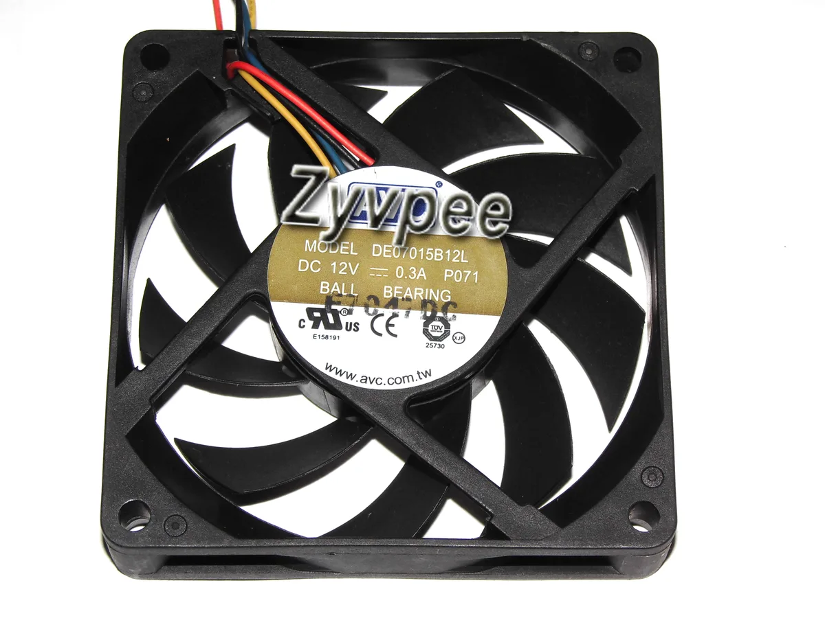 Zyvpee Zyvpee DE07015B12L P071 70x15mm 4-pin case fan — product photo