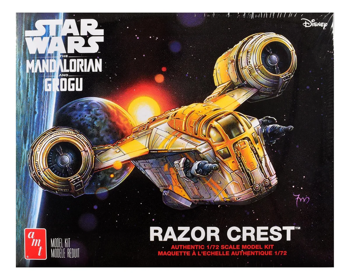 AMT AMT AMT1561M 1/72 Razor Crest Plastic Model Kit 100 Parts 13 Inch — product photo