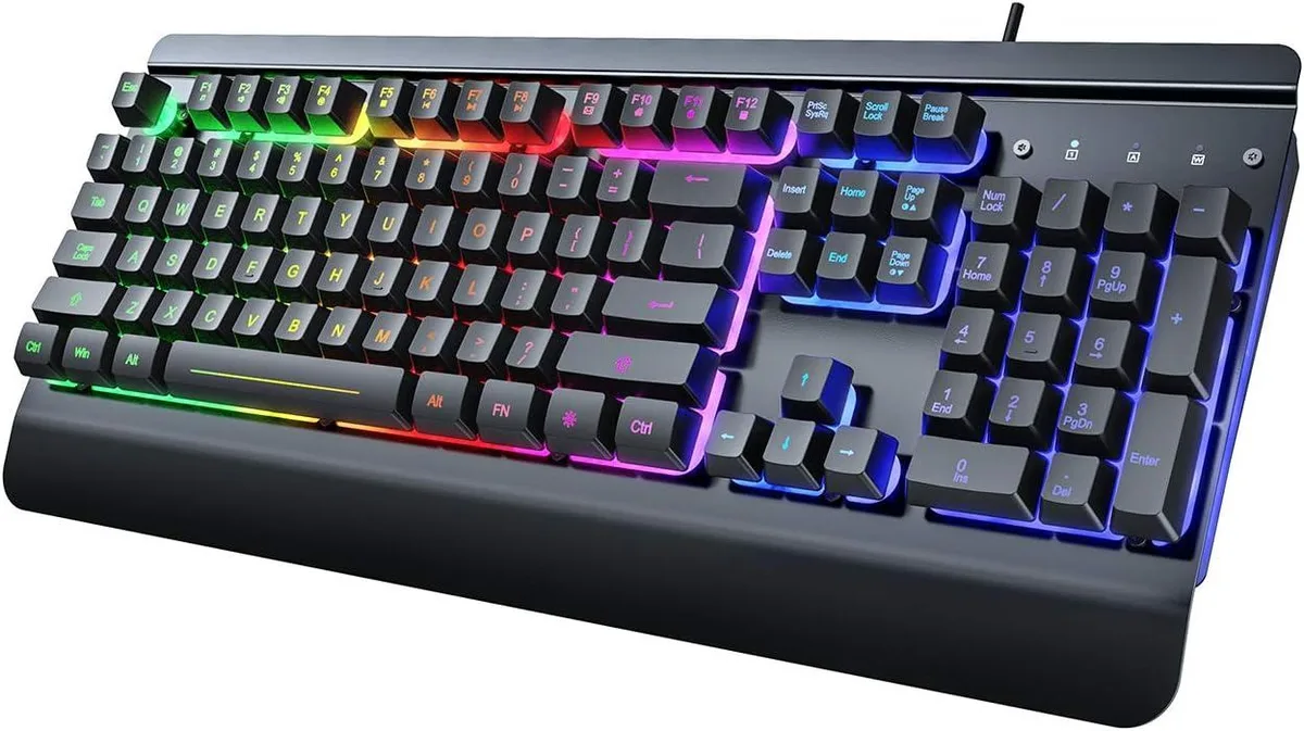 TUKO TUKO 104 Keys Metal Panel Rainbow LED Gaming Keyboard — product photo