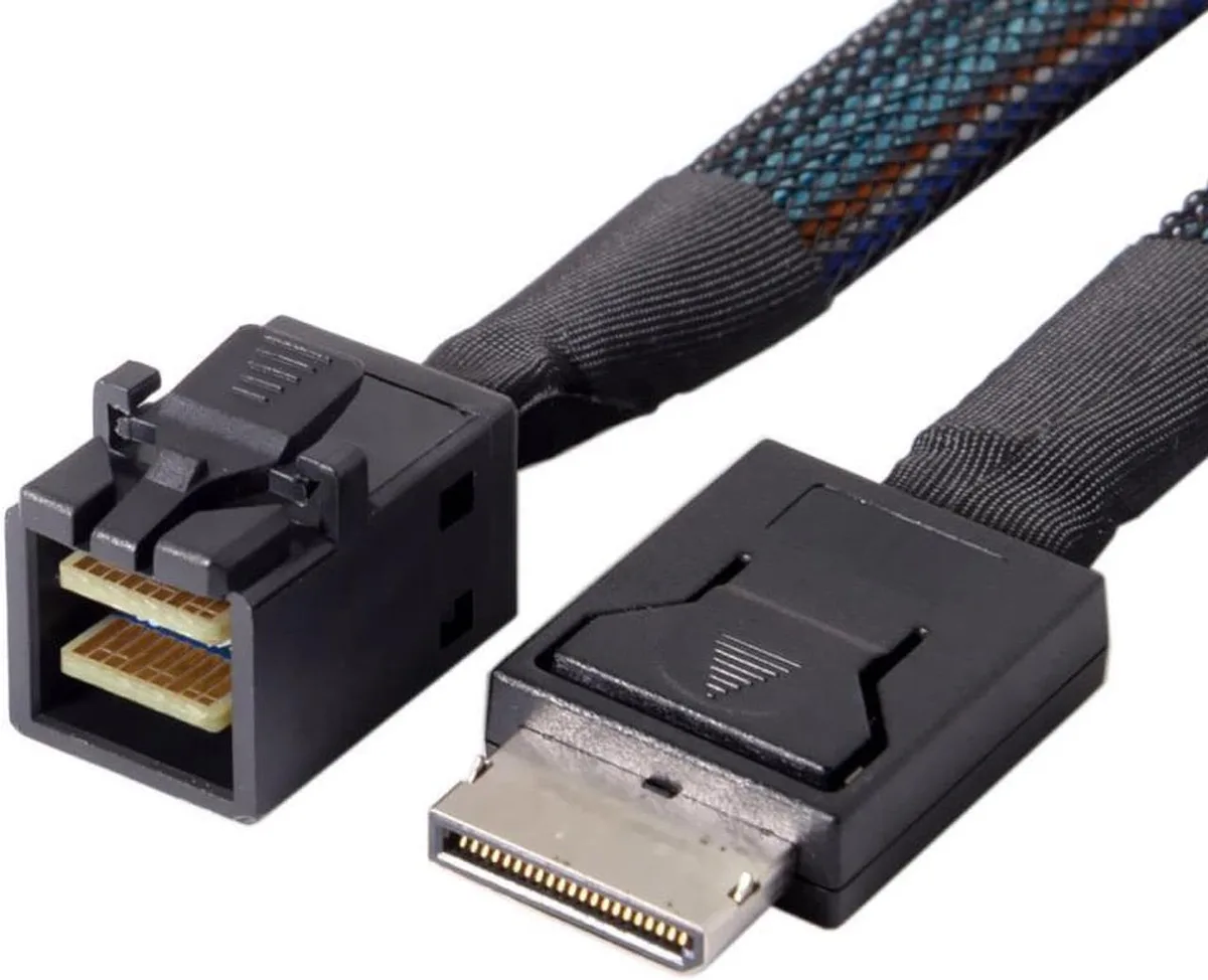 Vszerda Vszerda 0.5m OCuLink SFF-8611 4i to SFF-8643 Active Cable 50cm — product photo