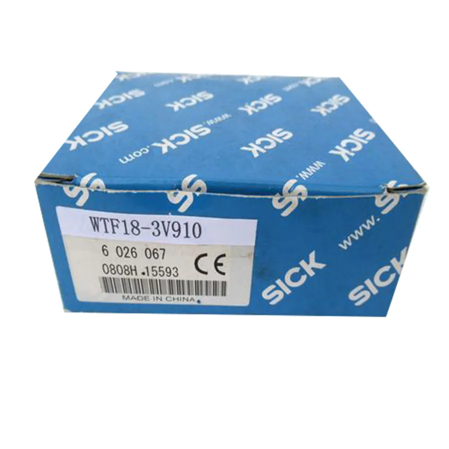 Sick Sick WTF18-3V910 Photoelectric Sensor PNP 10-30V 800mm IP67 — product photo