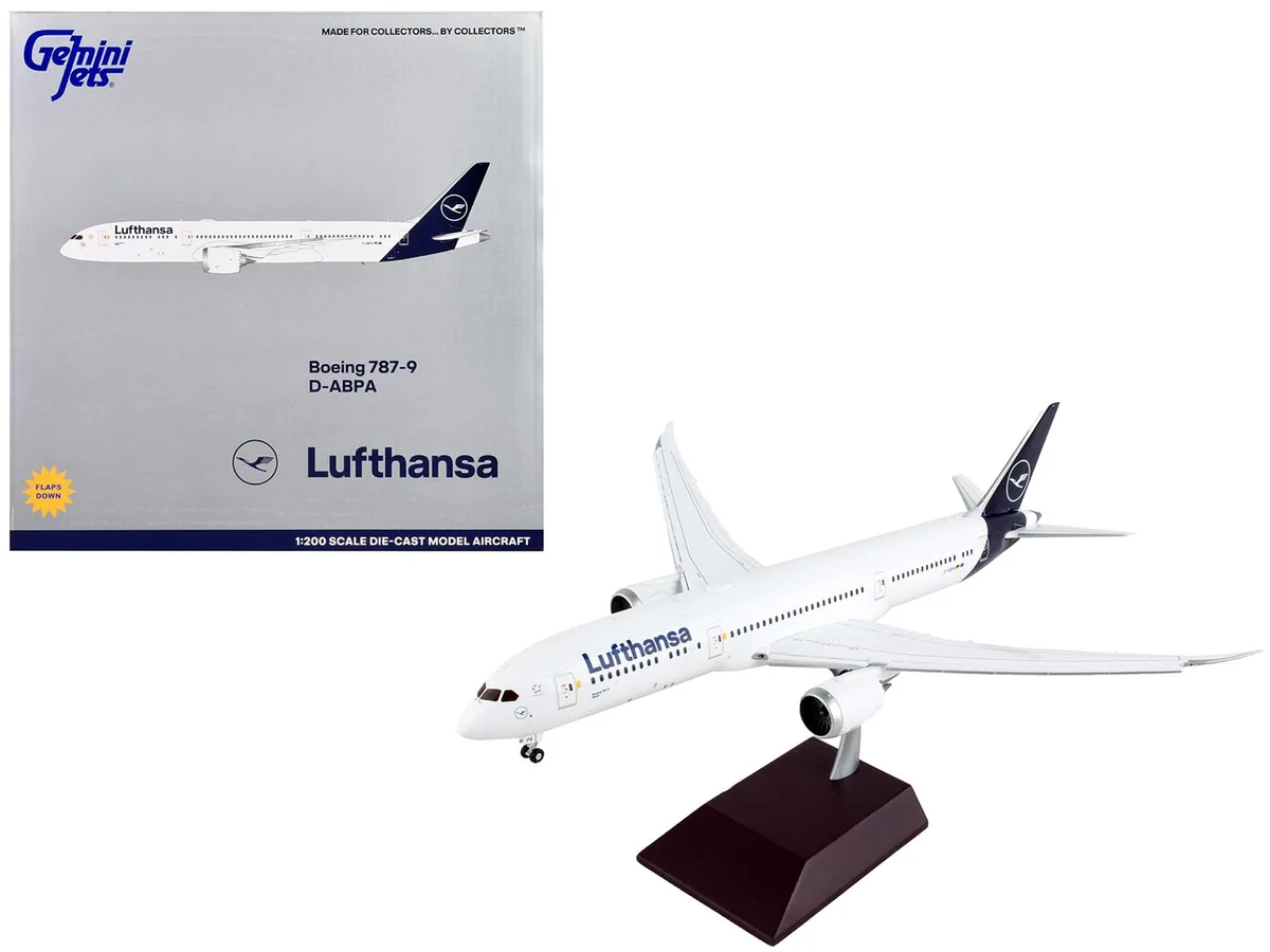 GeminiJets GeminiJets Boeing 787-9 Lufthansa Flaps Down Blue Tail 1/200 Diecast Model Airplane — product photo