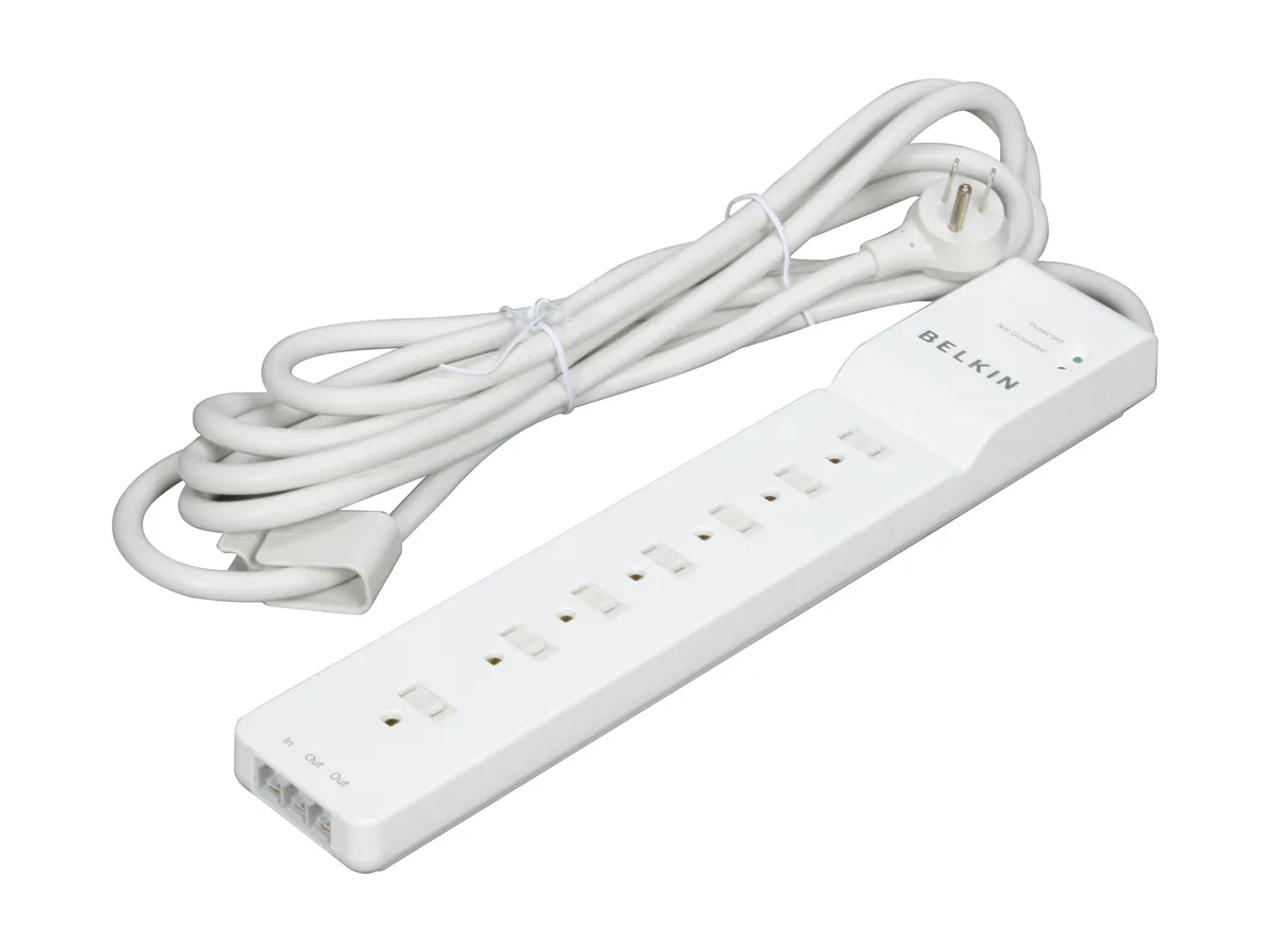 Belkin Belkin BE107200-12 7-outlet surge protector 12 ft 2160 J — Produktfoto