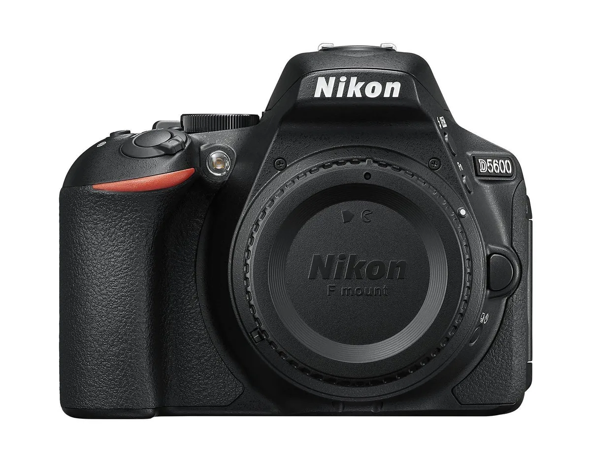 Nikon Inc Nikon D5600 DX-Format Digital SLR Body camera kit — product photo