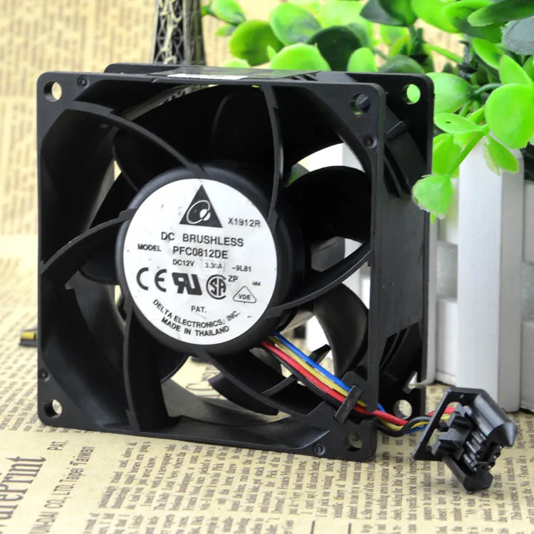 Fans Fans PFC0812DESize 80×80×38mm 12V 3.30A 152.06CFM 4-wire PWM case fan — product photo