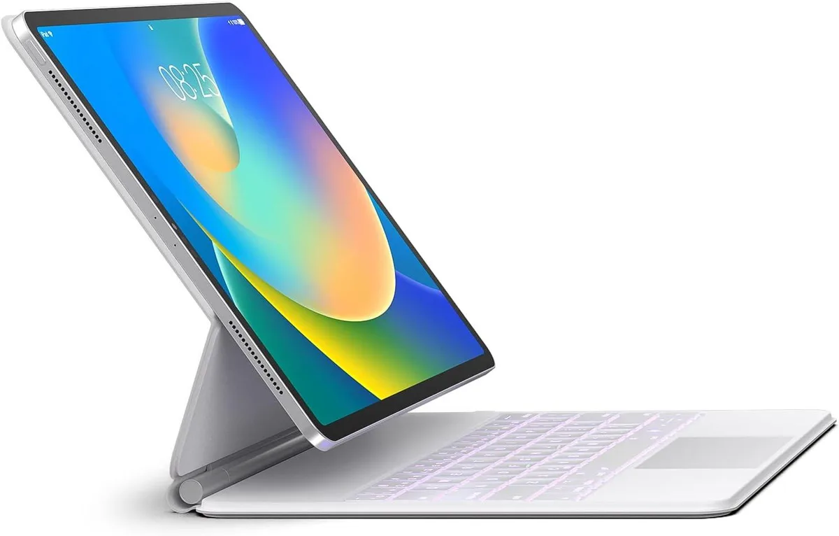 Corn Electronics Corn Electronics Magnetic Keyboard Case with Trackpad White 11 inch 80h — product photo