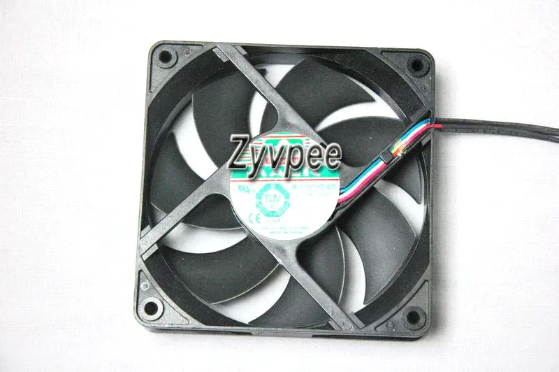 Zyvpee Zyvpee MGT12012XB-W25 12025 12V .52A 4 Wires 120mm case fan — product photo