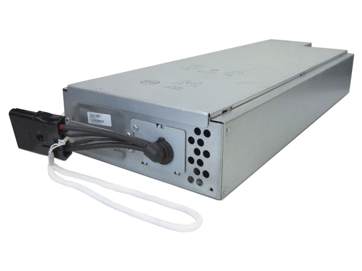 APC APC APCRBC117 UPS Replacement Battery 120 V 600 VA 10 blocks — product photo