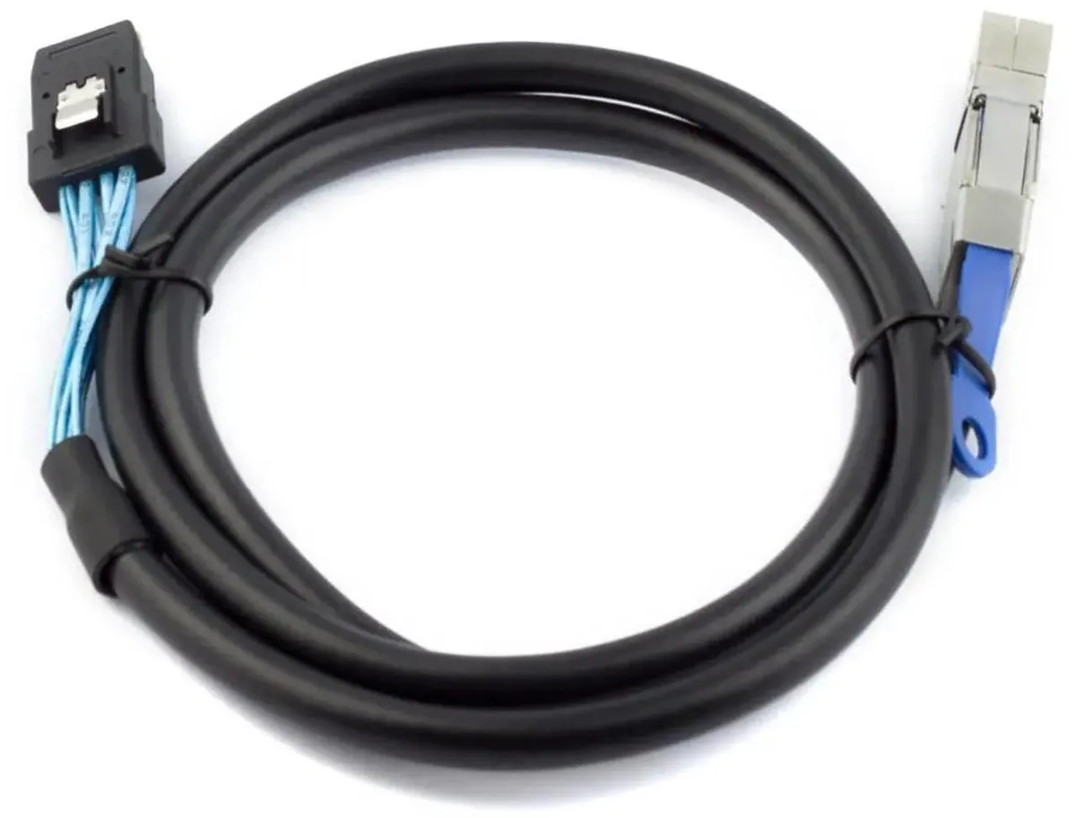SMUGDESK SMUGDESK Mini SAS HD SFF-8644 with IC to SFF-8087 12Gbps 28AWG 10Ohm 3M — product photo