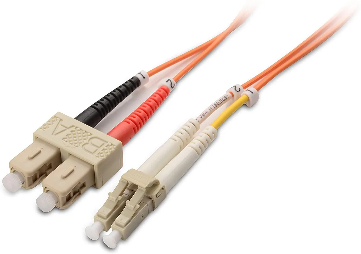 Cable Matters Cable Matters 10Gb OFNP OM1 LC-SC 62.5/125 3m fibre optic cable — product photo