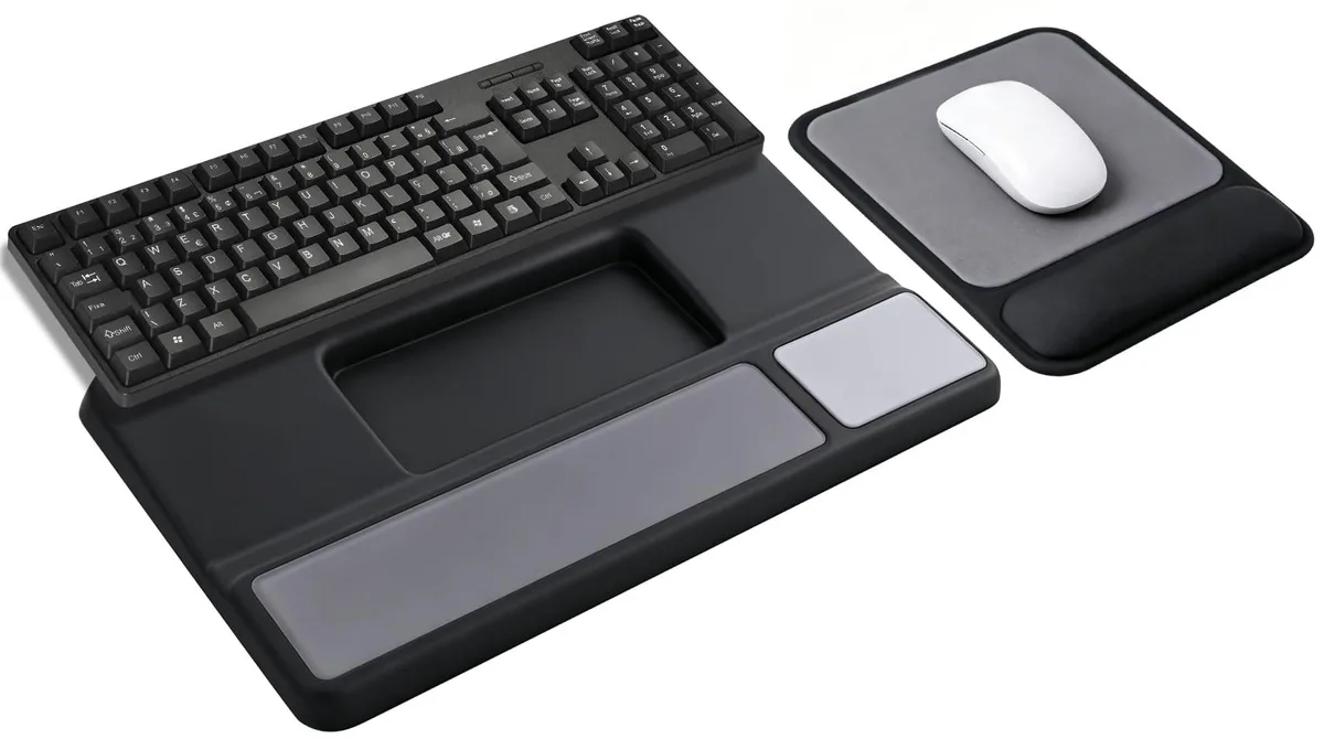 JIKIOU B102A 3-in-1 Keyboard Stand Wrist Rest Mouse Pad Set 16.93x9.65in — product photo