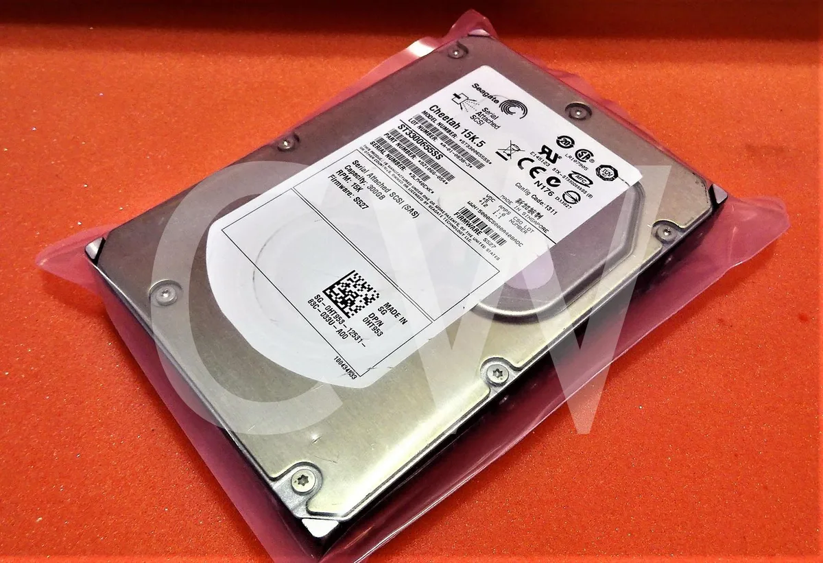 DELL DELL ST3300655SS 300GB 15000RPM 16MB 3.5" SAS internal hard drive — product photo