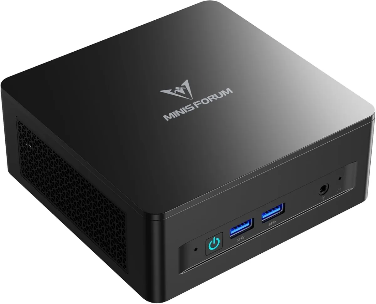 minisforum minisforum DeskMini UM690L barebone mini PC Ryzen 9 6900HX 16GB LPDDR5 1TB — product photo