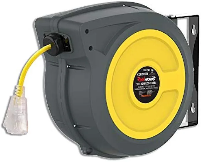 usbroway usbroway 12AWG 50ft Retractable Extension Cord Reel — product photo