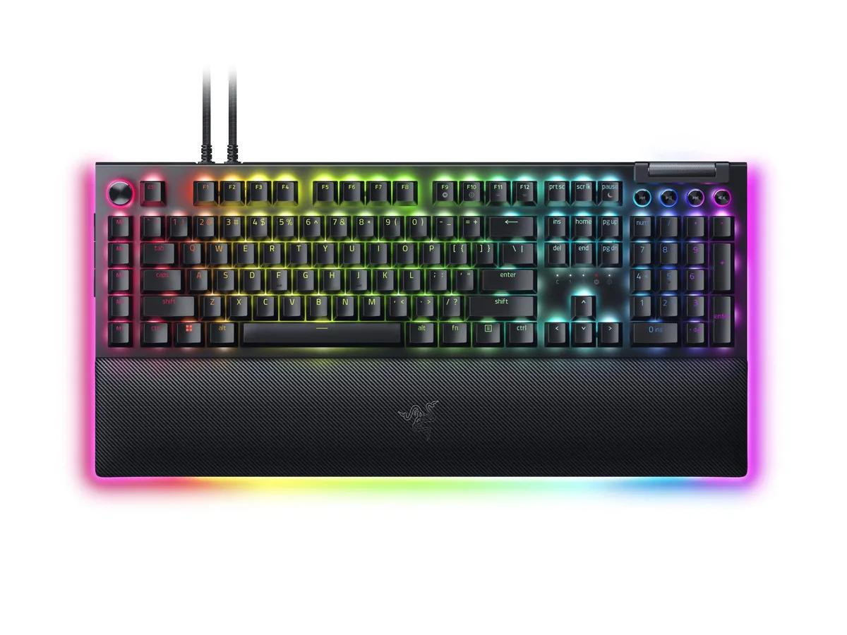 RAZER RAZER RZ03-04681900-R3U1 BlackWidow V4 Pro gaming keyboard — product photo