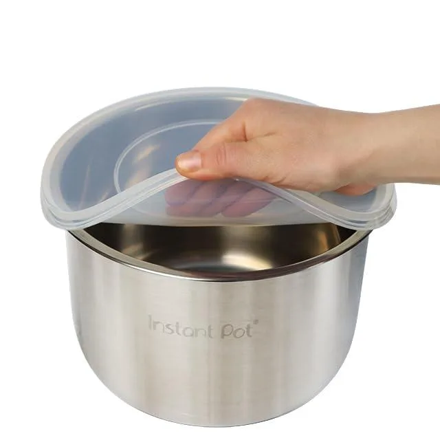 Round translucent silicone lid with a smooth matte finish and a small centre tab