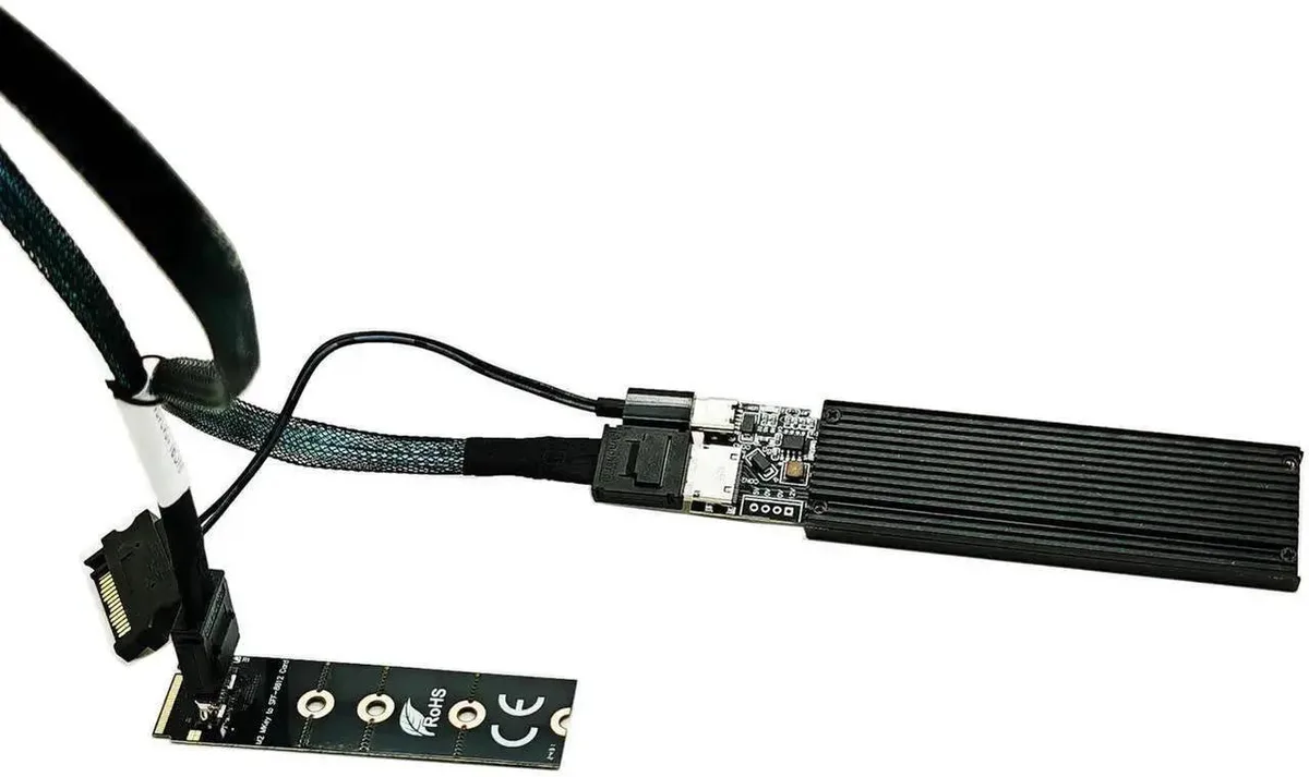 SMUGDESK SMUGDESK 50cm M.2 NVMe PCIe 4.0 Extension Cable OCuLink SFF-8611 — product photo