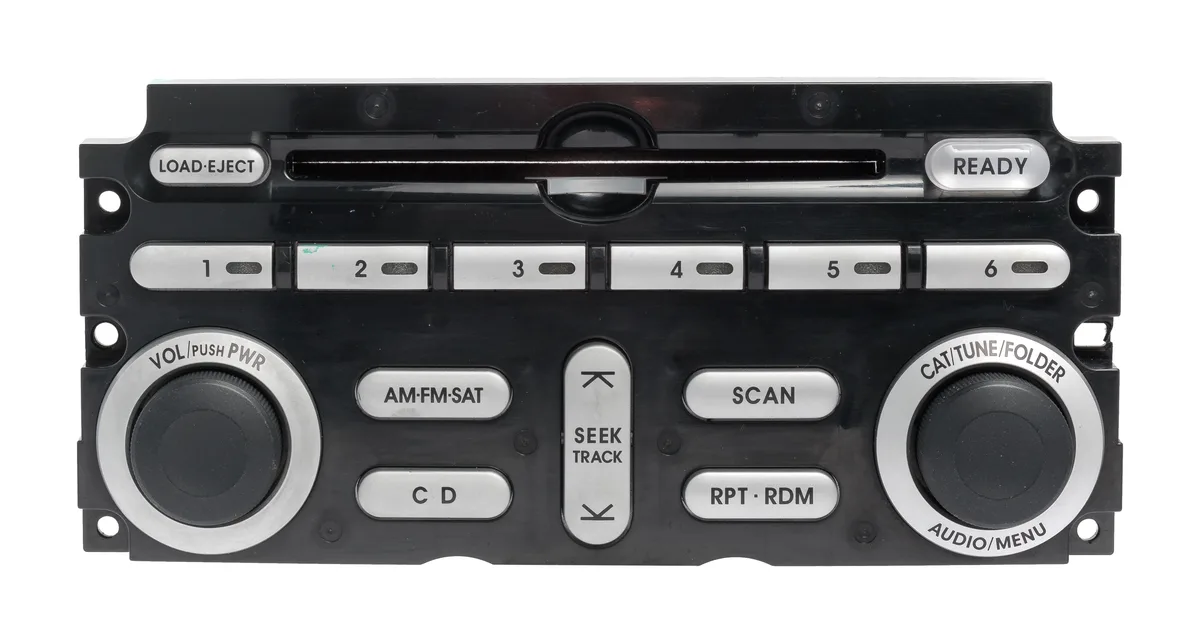 1 Factory Radio 1 Factory Radio 6 Disc Radio Audio Control Panel 8002A34322 for 2007-2009 Mitsubishi Endeavor — product photo