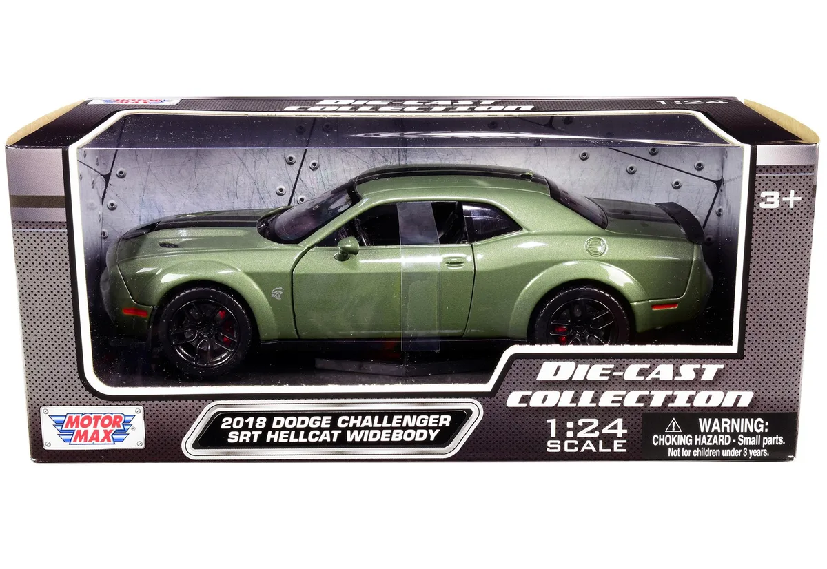 MOTORMAX MOTORMAX 2018 Dodge Challenger SRT Hellcat Widebody Green Metallic Black Stripes 1/24 hobby collectible — product photo