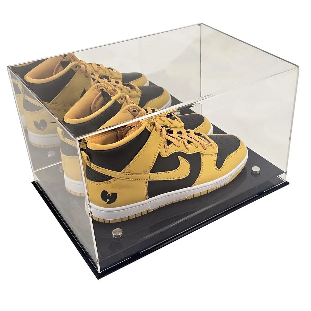 Vandue Corporation Vandue Corporation OnDisplay Deluxe UV-Protected Sneaker Display Case 15.1 x 11.1 x 9.4 in hobby collectible — product photo