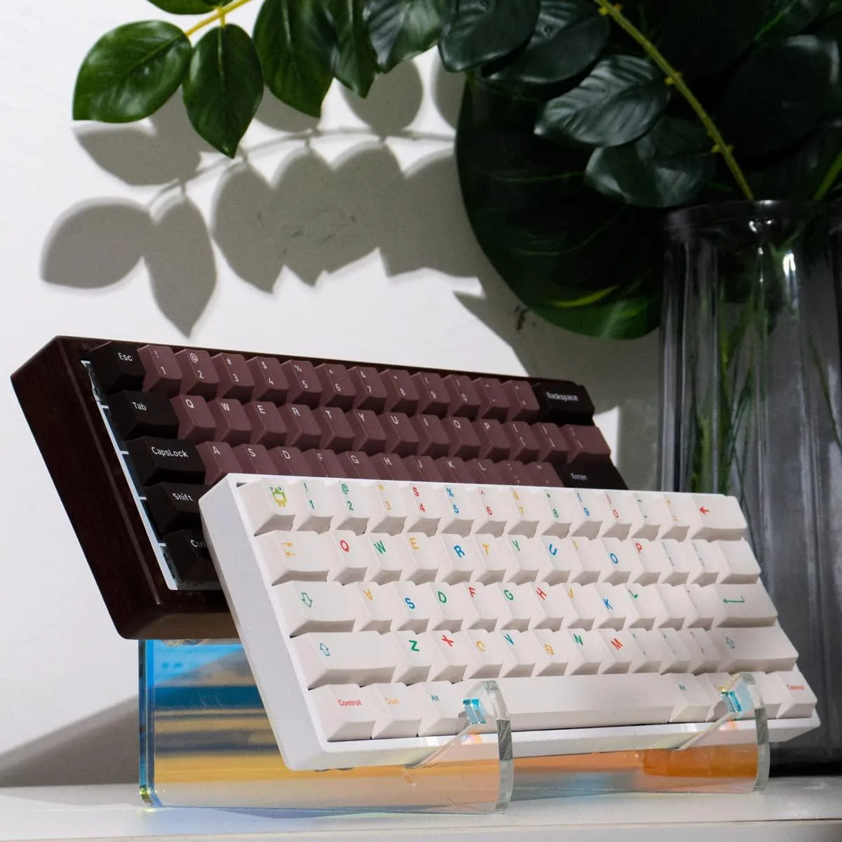 Yamaha Acrylic Keyboard Display Stand Colorful 160mm 172mm 133mm — product photo