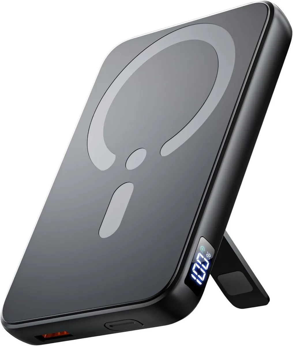 WOOJONG WOOJONG 12000mAh Magnetic Power Bank with Stand &amp; PD 20W — product photo