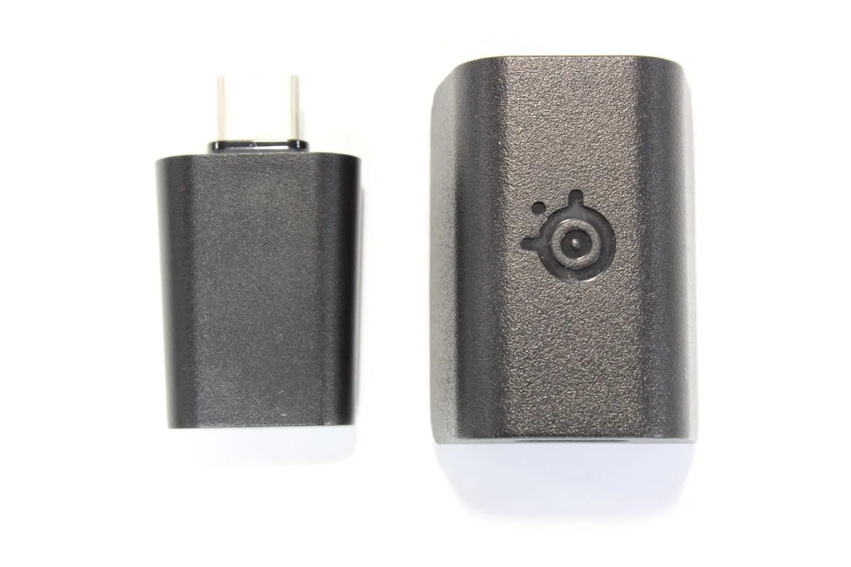 SteelSeries SteelSeries Aerox 9 Wireless USB-C Dongle &amp; Adapter M00019TX — product photo